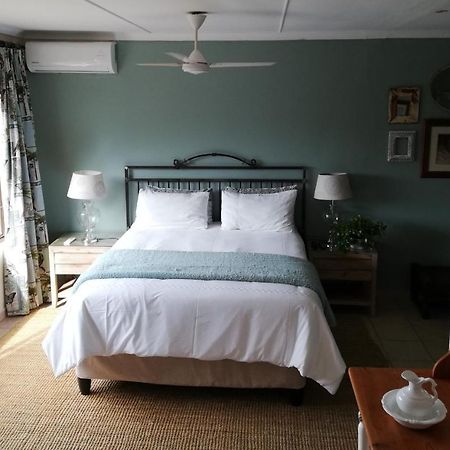 בליטו Mahogany Villa Guesthouse - Solar מראה חיצוני תמונה