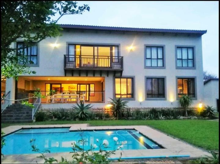 בליטו Mahogany Villa Guesthouse - Solar מראה חיצוני תמונה